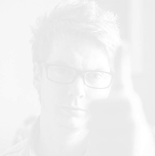 I'm Chris, an award winning freelance web designer